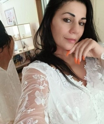 У меня множество услуг, которые я могу тебе предложить. Я проведу с тобой незабываемое время, воплотив все твои самые сокровенные фантазии. 🌟 Мои гостеприимные апартаменты всегда ждут тебя в самом центре Москвы. Я гарантирую полную конфиденциальность и максимальное удовольствие. У меня также есть отличные отзывы, которые подтверждают мое профессионализм. Отправь мне сообщение, и я с радостью пришлю тебе мое фото. 📷 Жду встречи с нетерпением! 💕 Женя
